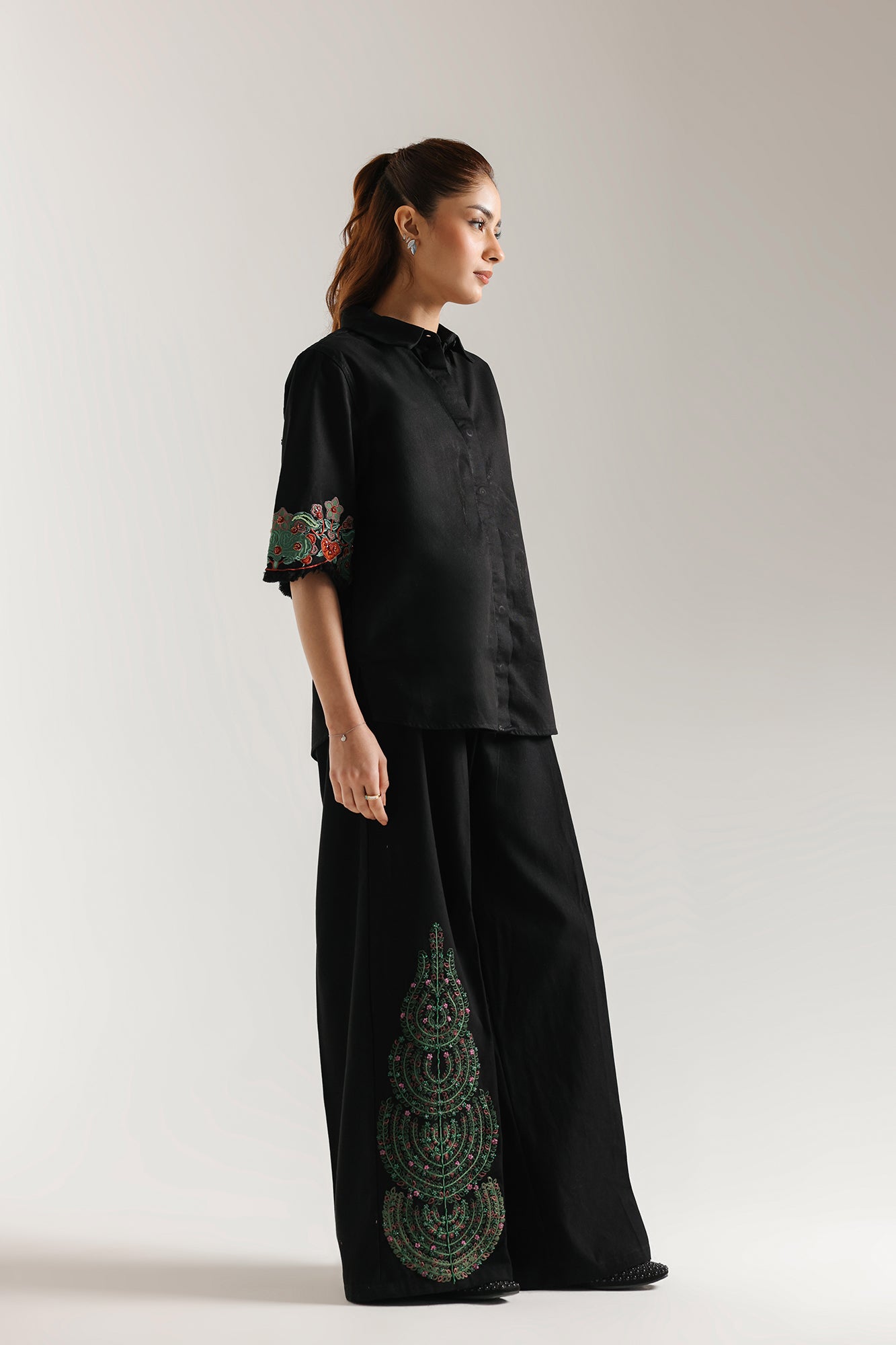 EMBROIDERED PANTS (E120/902/0034)