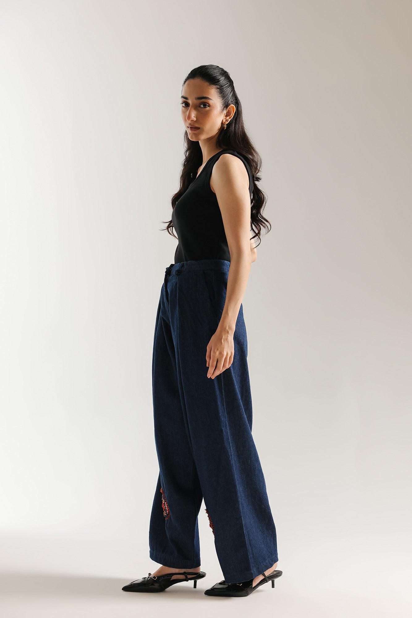 EMBROIDERED PANTS (E0073/120/628)