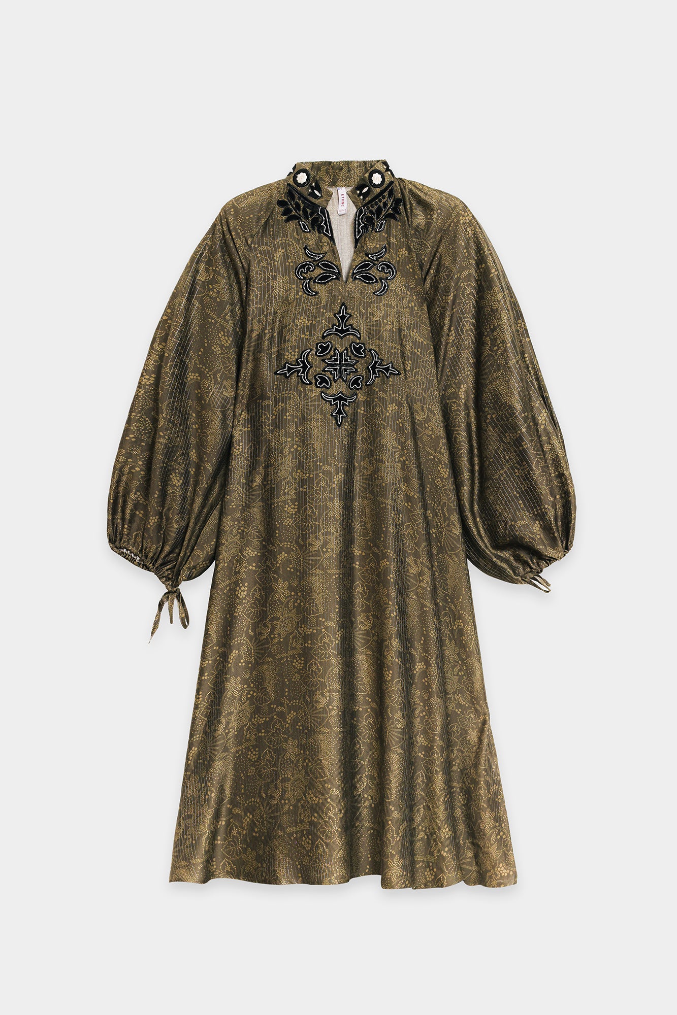 EMBROIDERED DRESS (E0617/119/707)