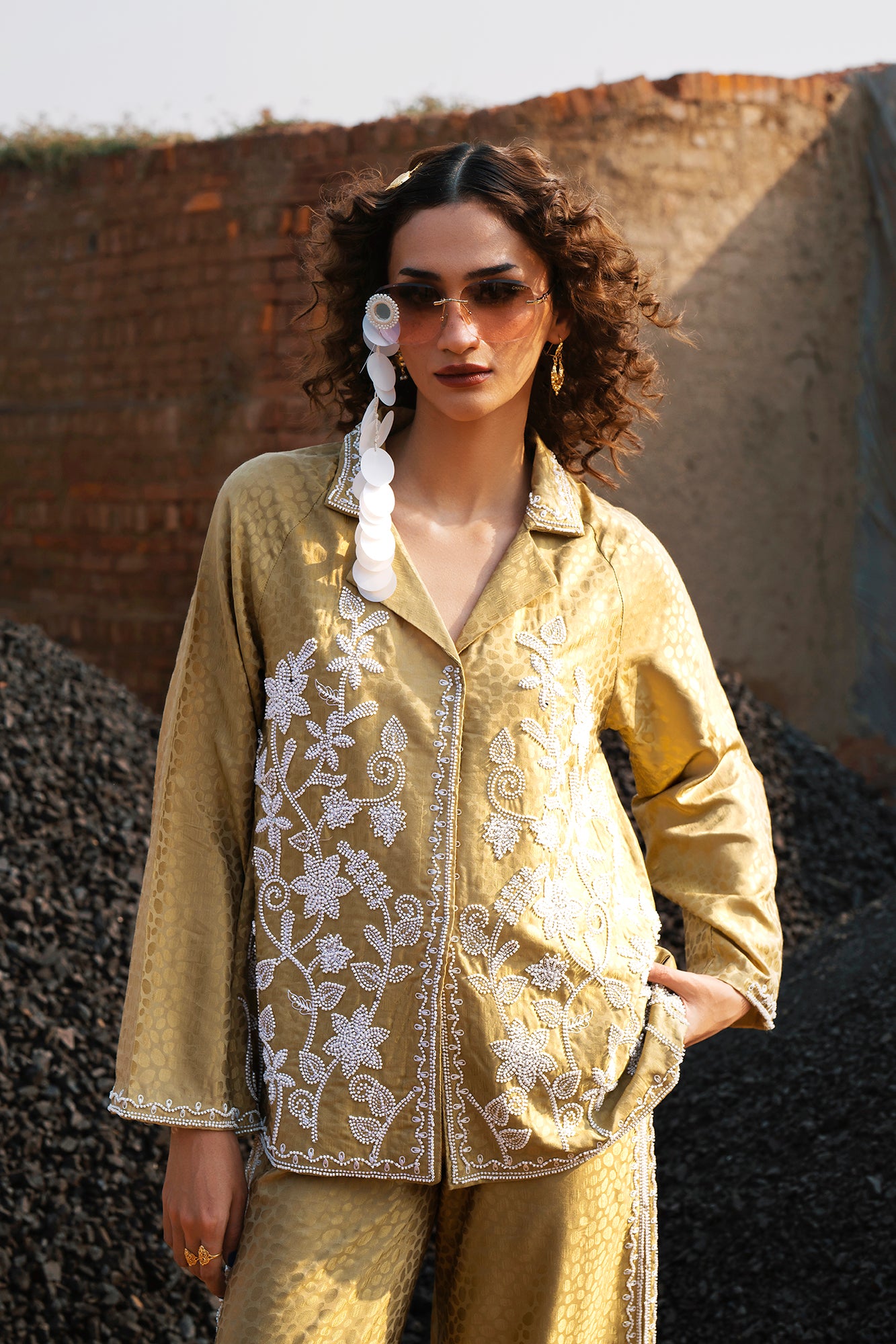 EMBROIDERED SUIT (E0621/119/121)