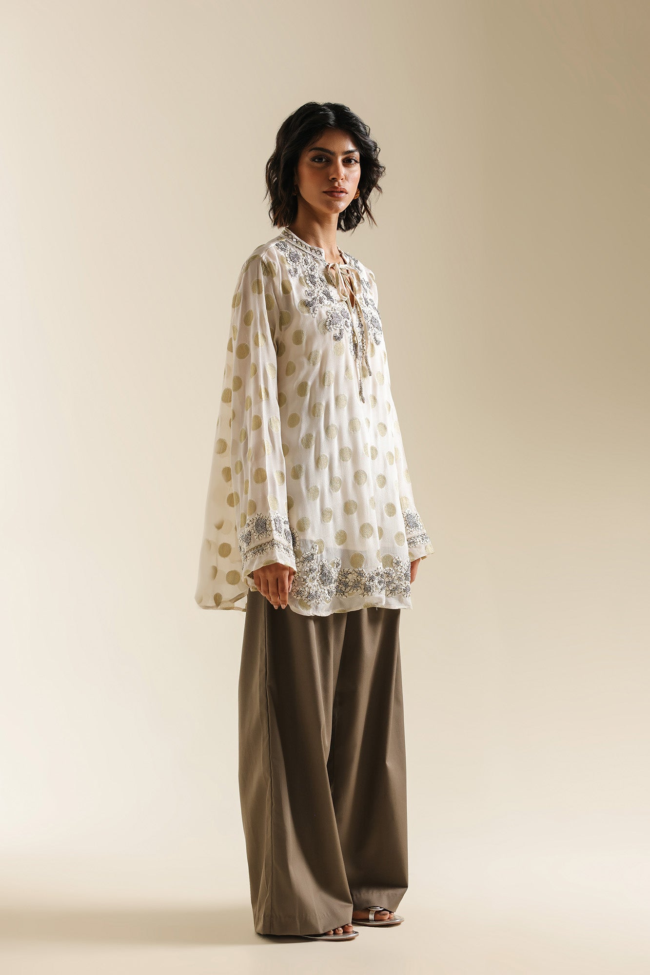 EMBROIDERED KURTI (E0666/119/002)