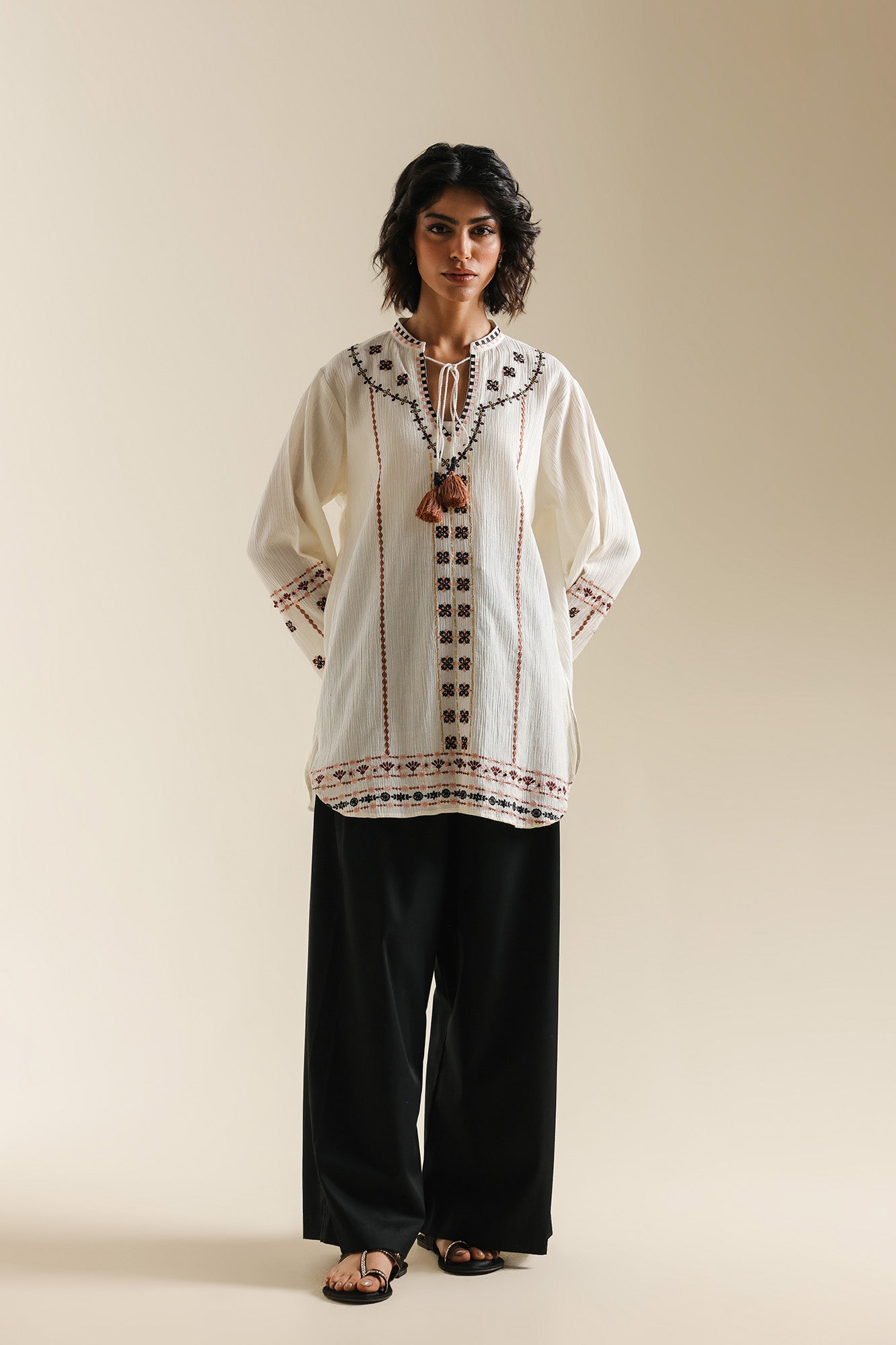 EMBROIDERED SHIRT (E0715/119/002)