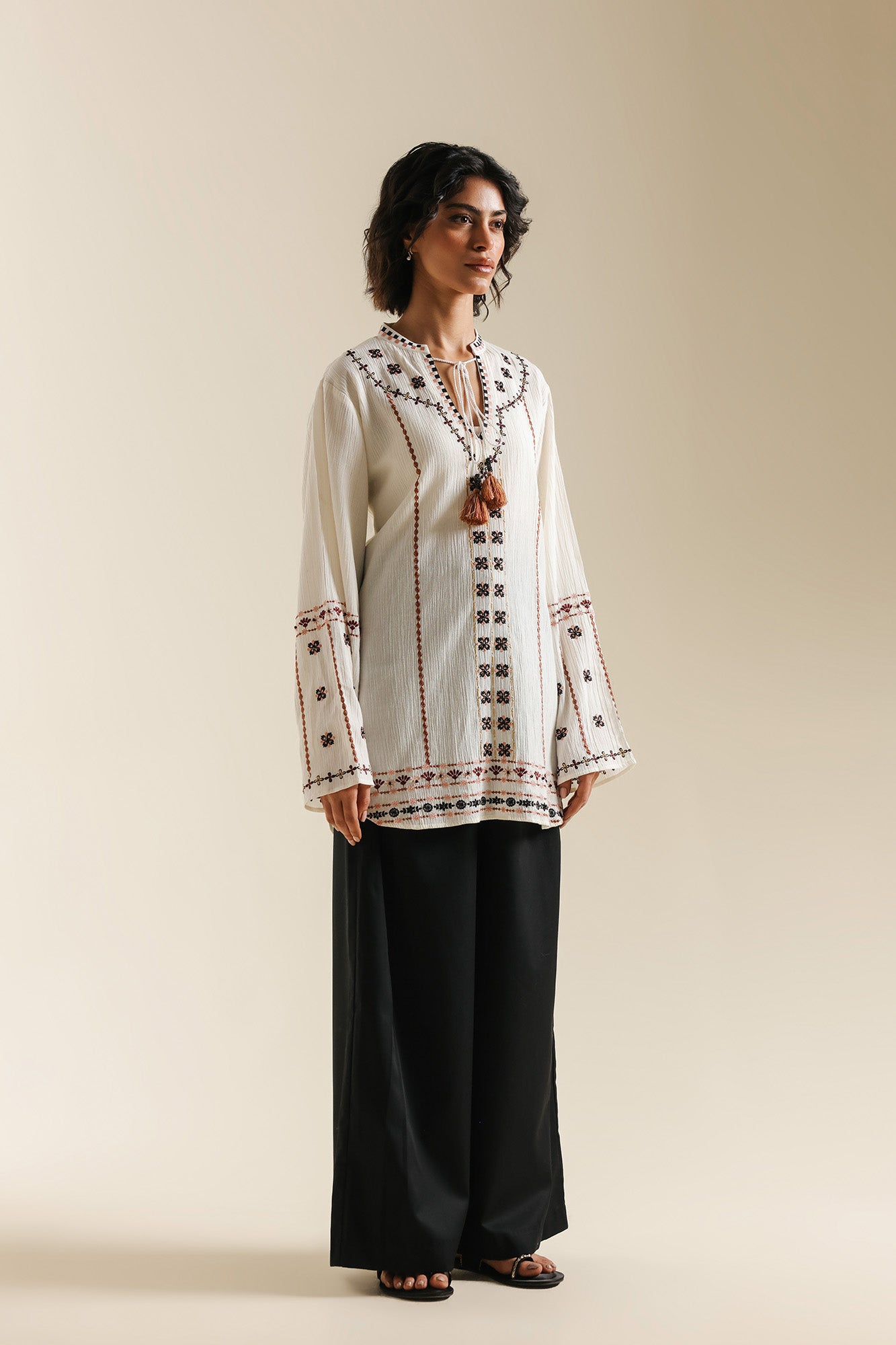 EMBROIDERED SHIRT (E0715/119/002)
