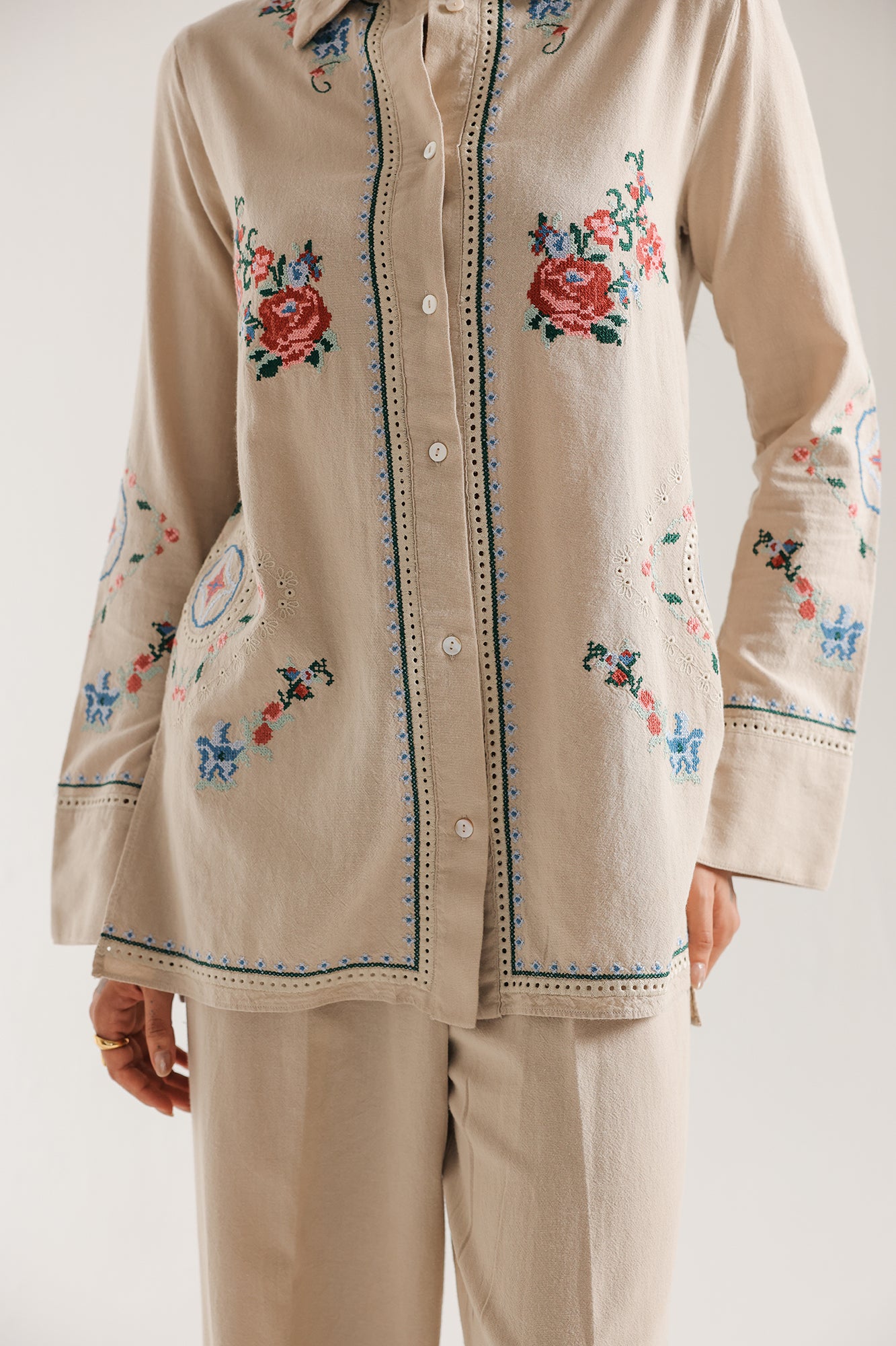 EMBROIDERED SUIT (E0761/106/006)