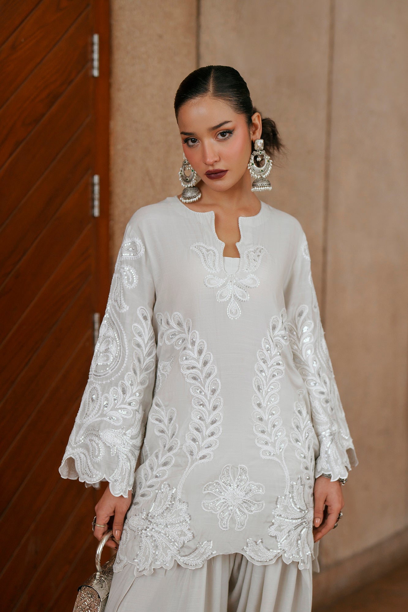 EMBROIDERED SUIT (E1004/104/002)