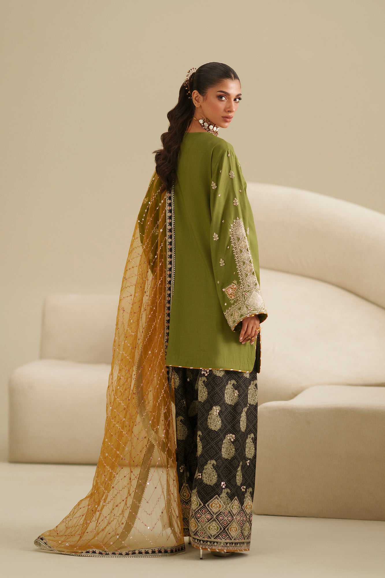 EMBROIDERED SUIT (E1065/104/122)