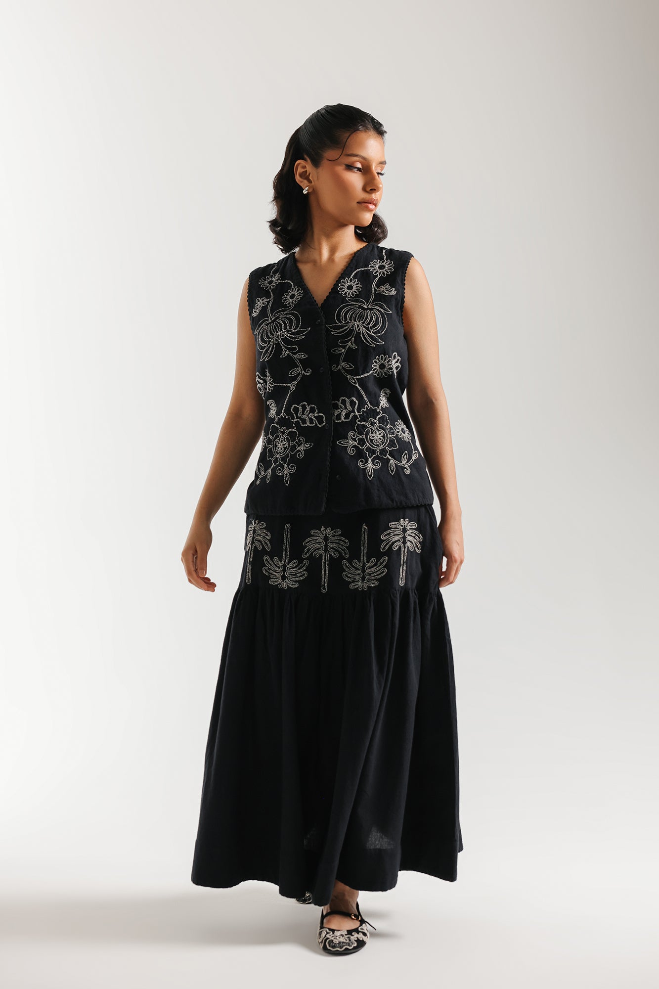 EMBROIDERED SKIRT (E1116/101/902)