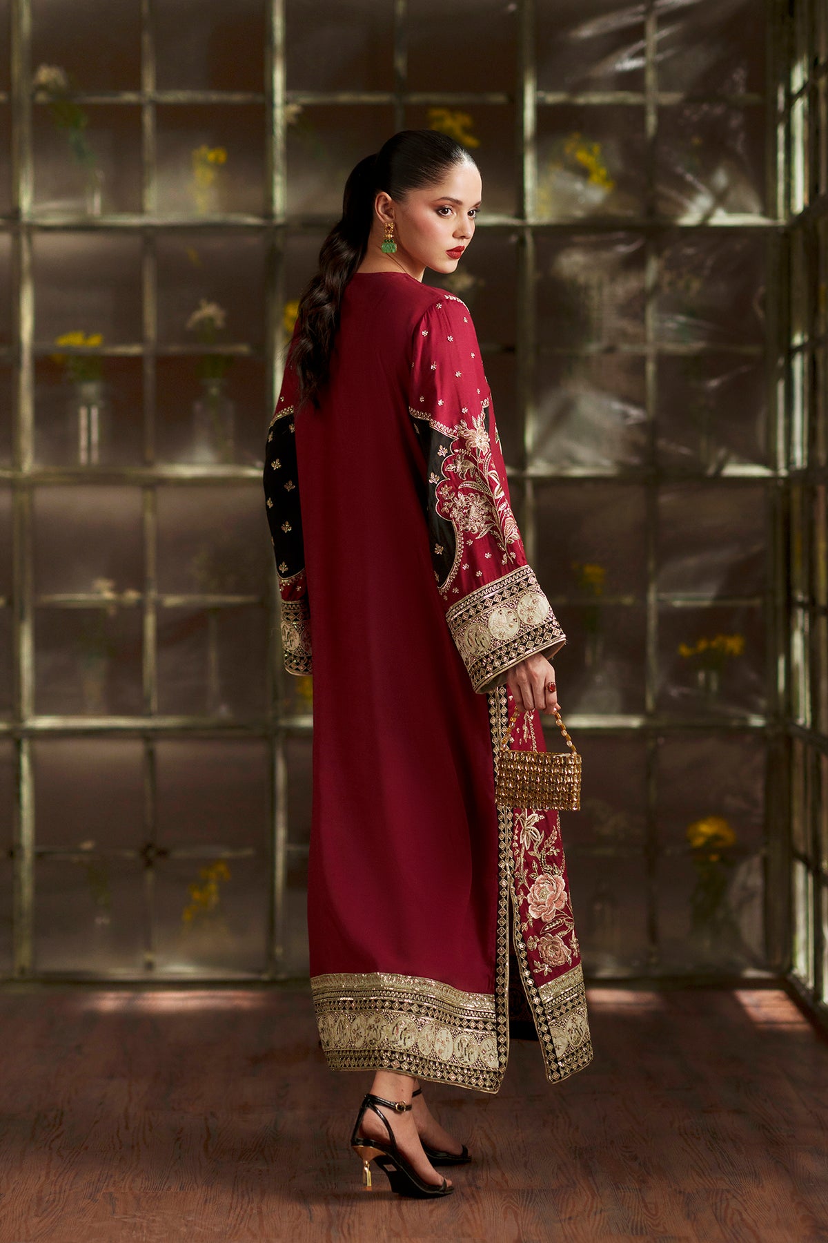 EMBROIDERED KAFTAN (E1149/104/418)