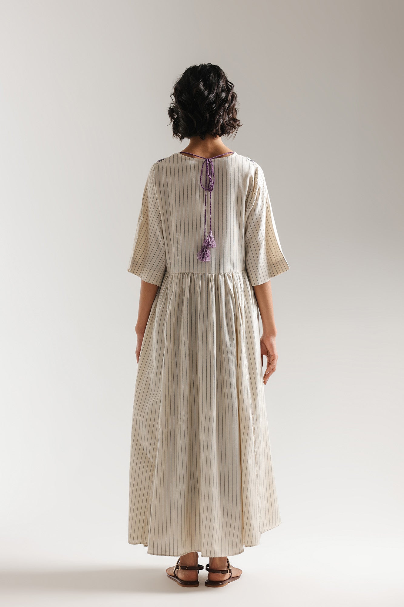 EMBROIDERED DRESS (E3084/108/002)