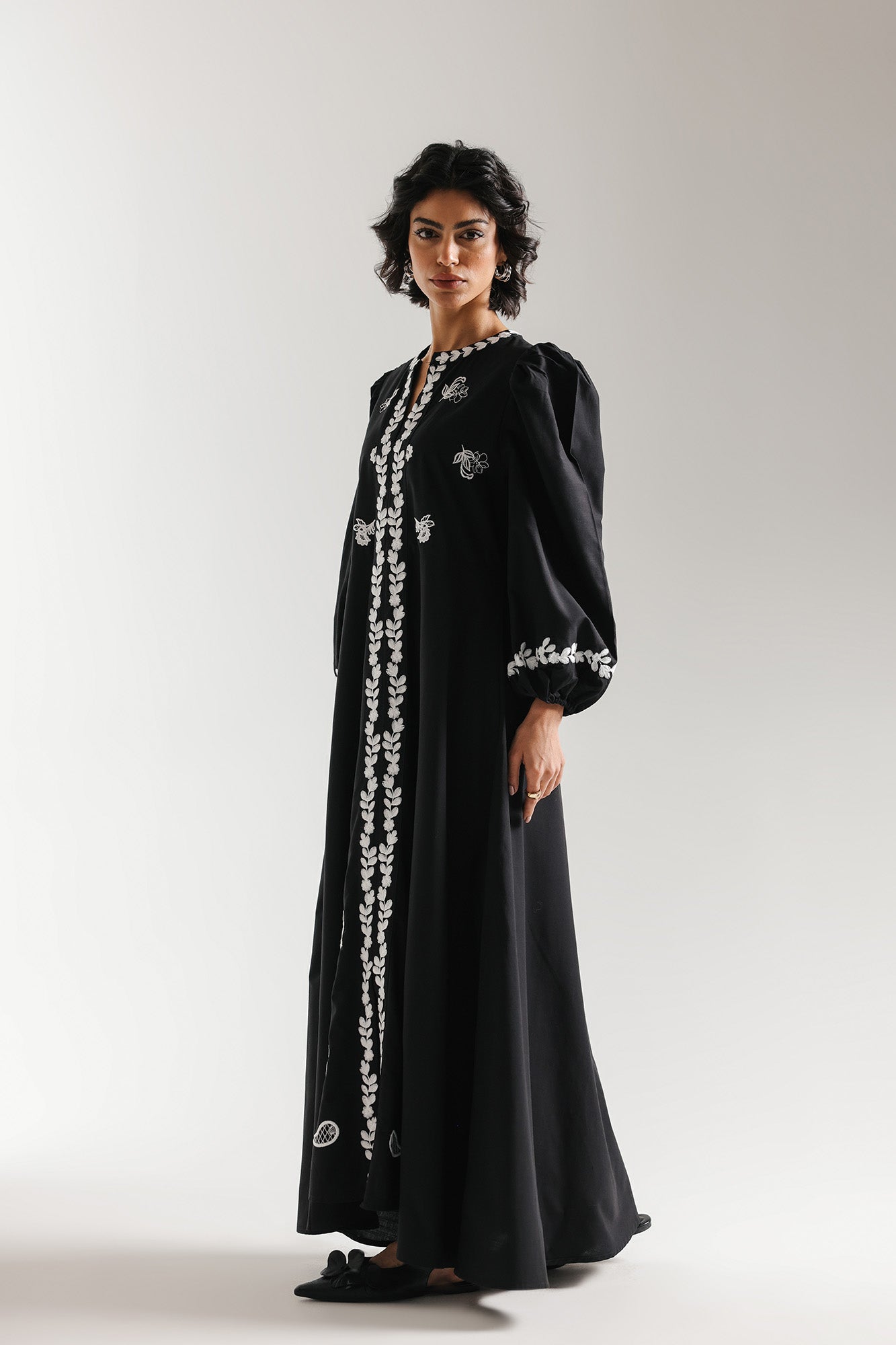 EMBROIDERED DRESS (E3085/108/902)
