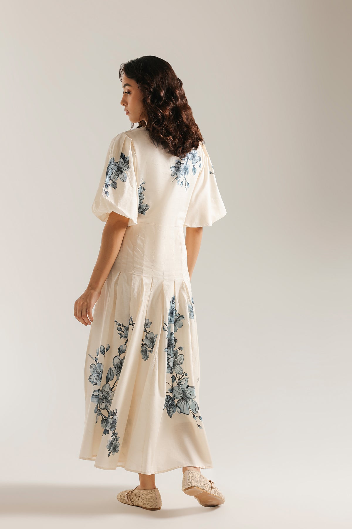DRESS (E3310/108/005)