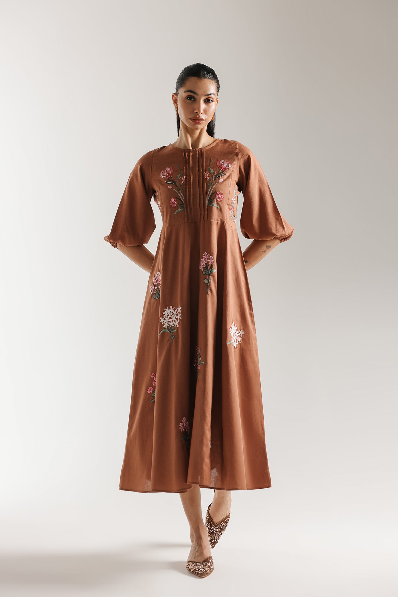 EMBROIDERED DRESS (E3314/108/807)