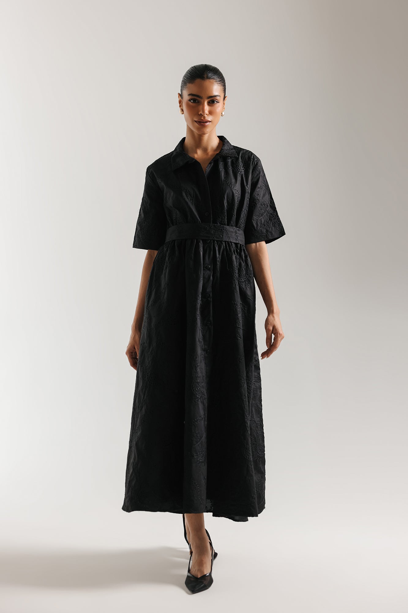 EMBROIDERED DRESS (E3349/108/901)