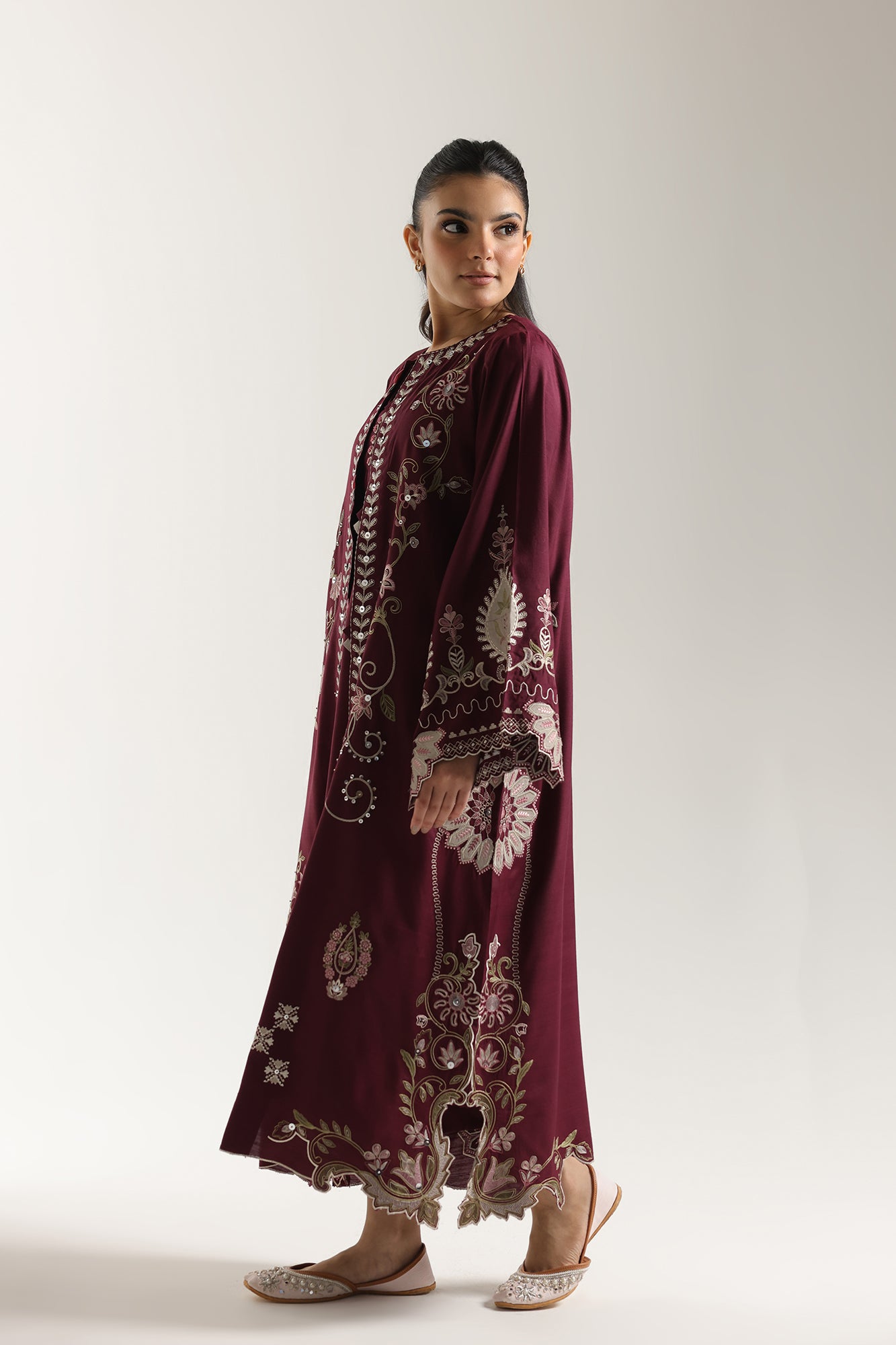 EMBROIDERED SUIT (E3659/103/403)