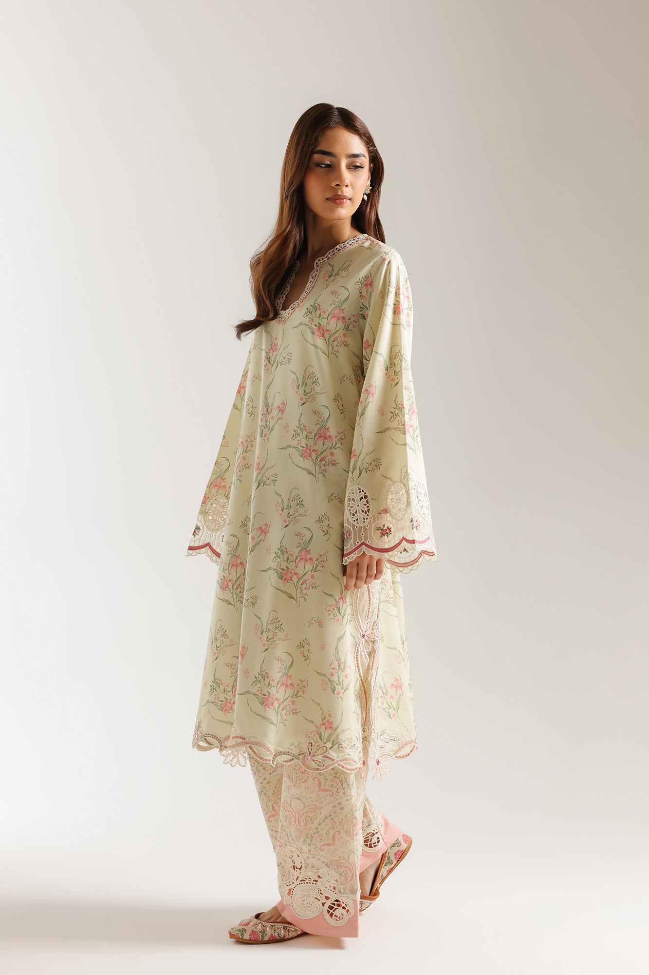 EMBROIDERED SUIT (E4173/103/115)