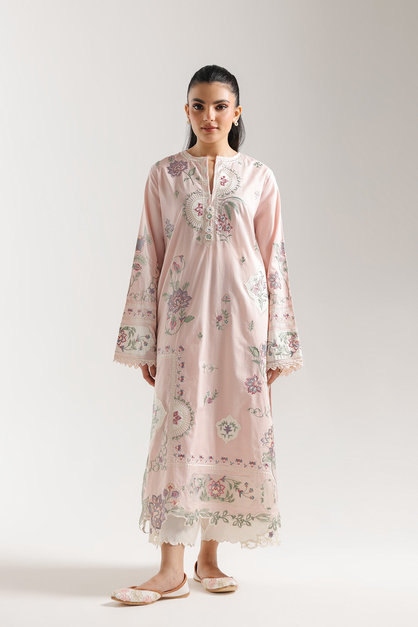 EMBROIDERED DRESS (E4211/103/427)
