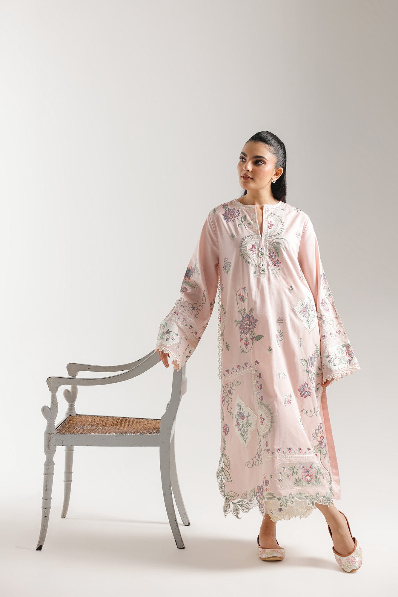 EMBROIDERED DRESS (E4211/103/427)