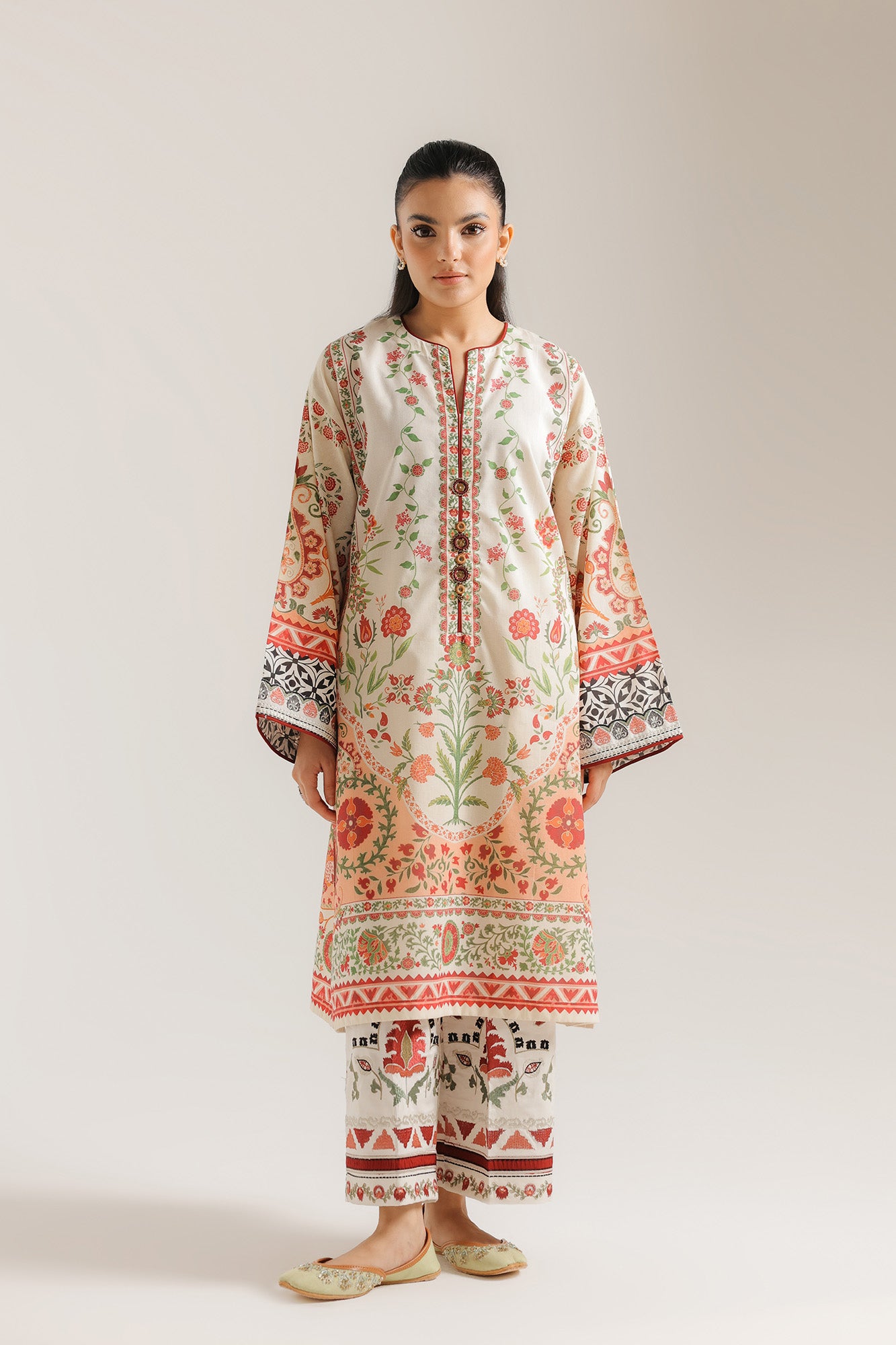 EMBROIDERED SUIT (E4417/103/005)