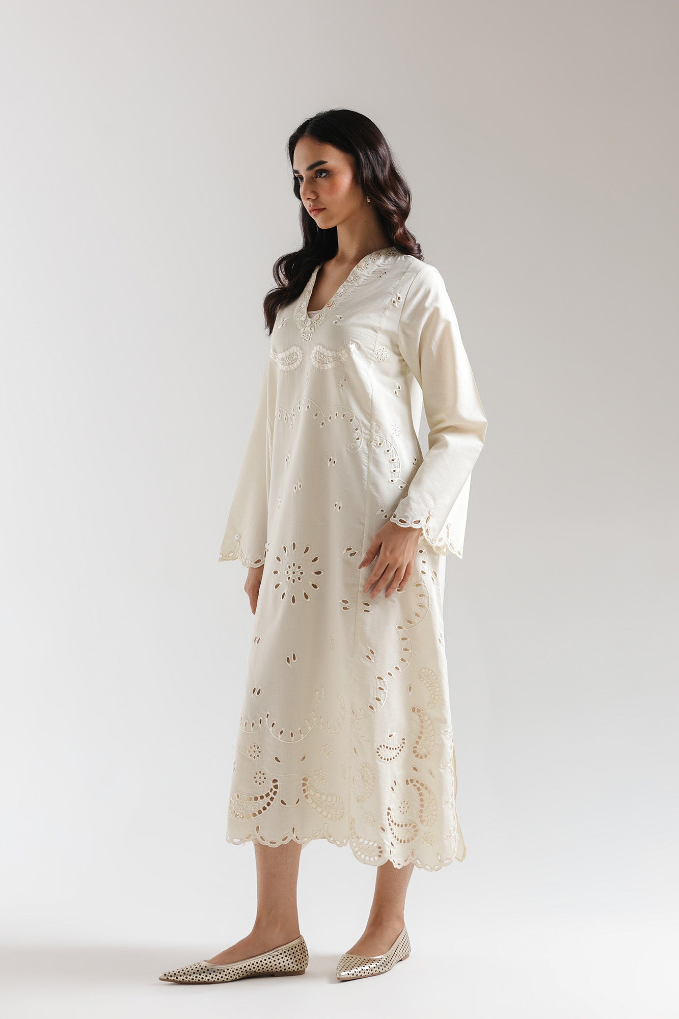 EMBROIDERED DRESS (E7504/102/227)