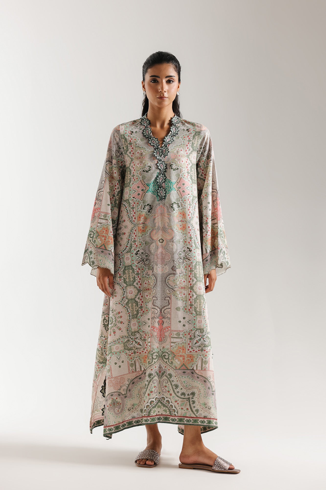 EMBROIDERED DRESS (E7506/102/227)