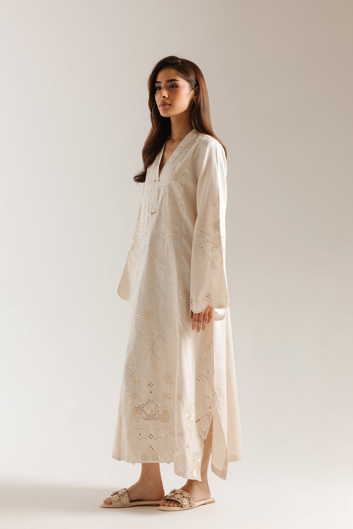 EMBROIDERED DRESS (E7515/102/005)