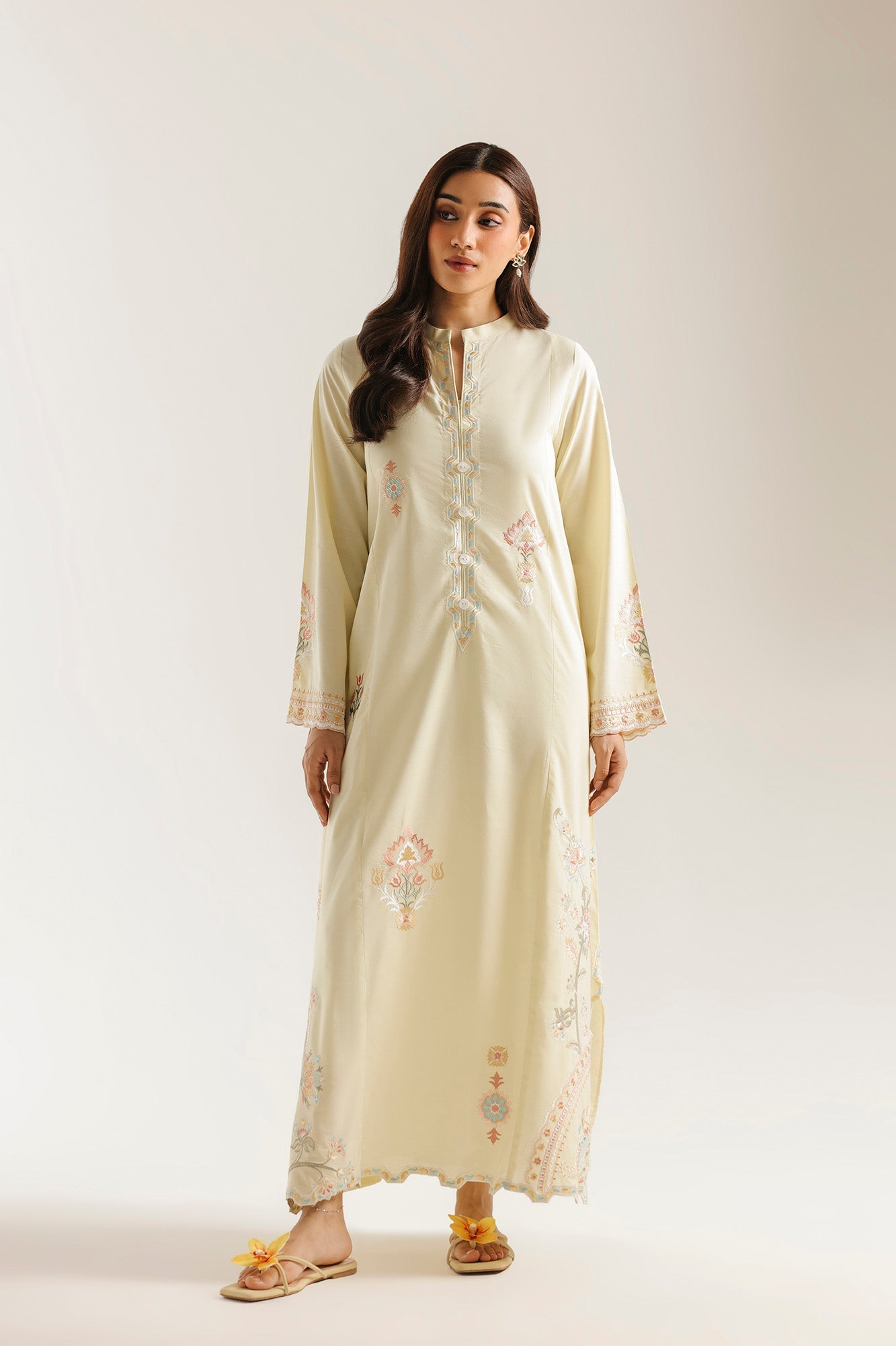 EMBROIDERED KAFTAN (E7559/102/110)