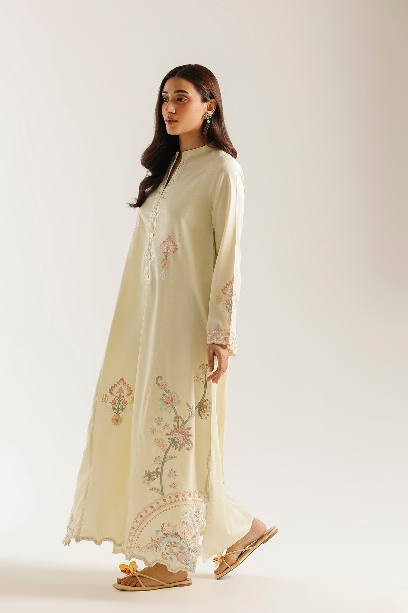 EMBROIDERED KAFTAN (E7559/102/110)