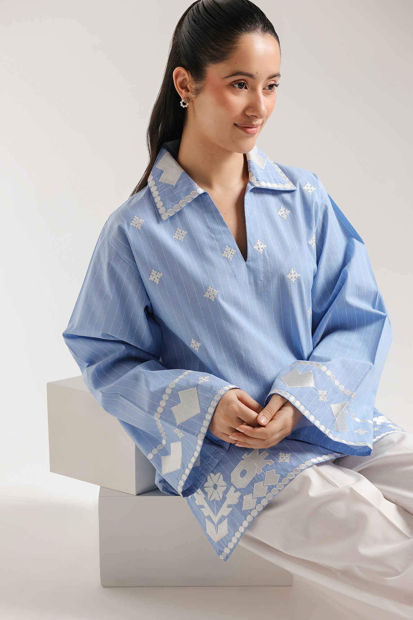 EMBROIDERED SHIRT (E7612/102/616)