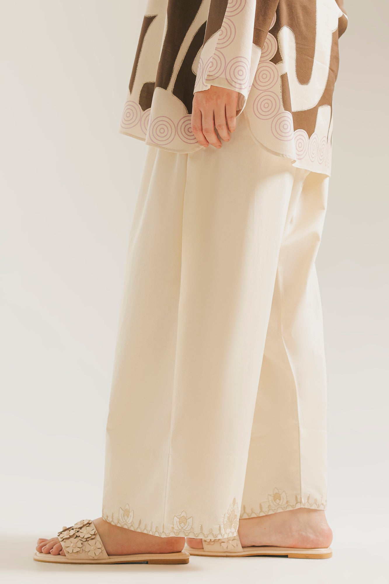 EMBROIDERED SHALWAR (E7663/102/004)