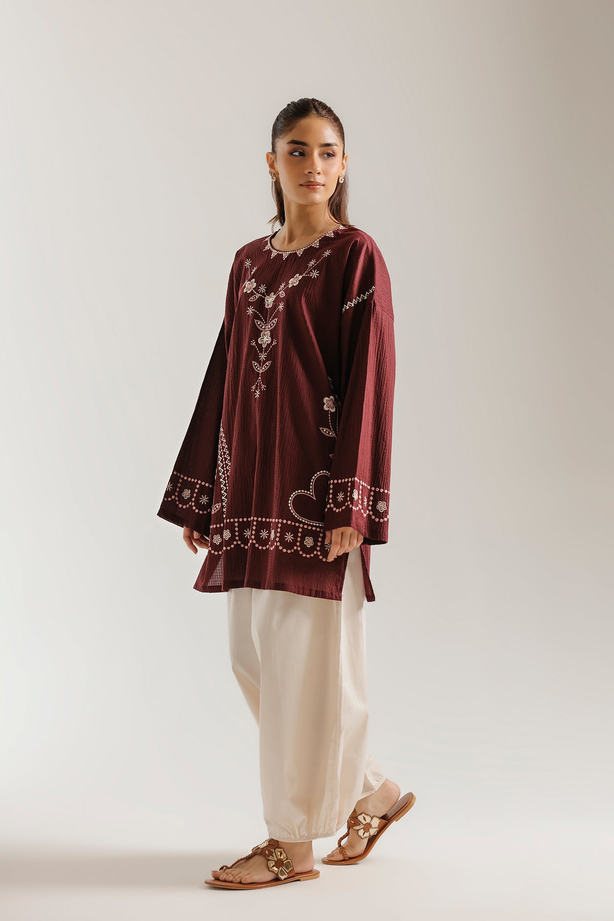 EMBROIDERED KURTI (E7984/102/403)