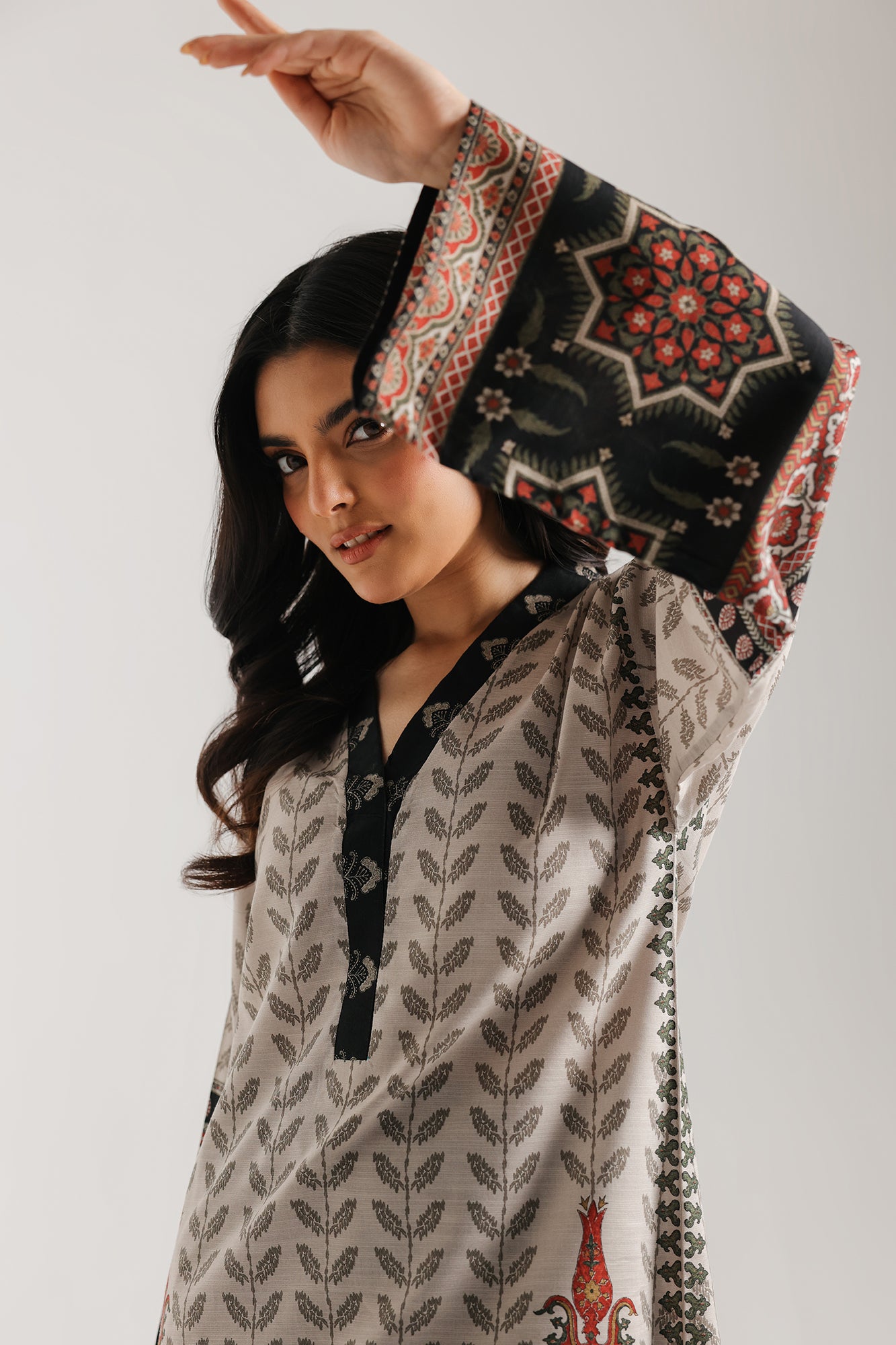 PRINTED SUIT (E8063/102/007)