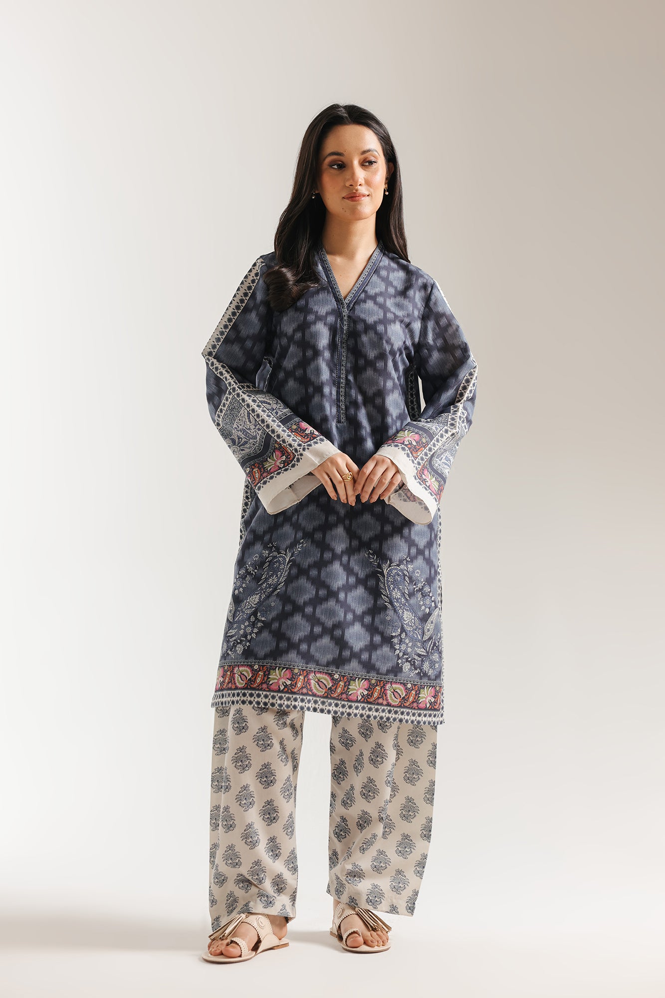 PRINTED SUIT (E8111/102/907)