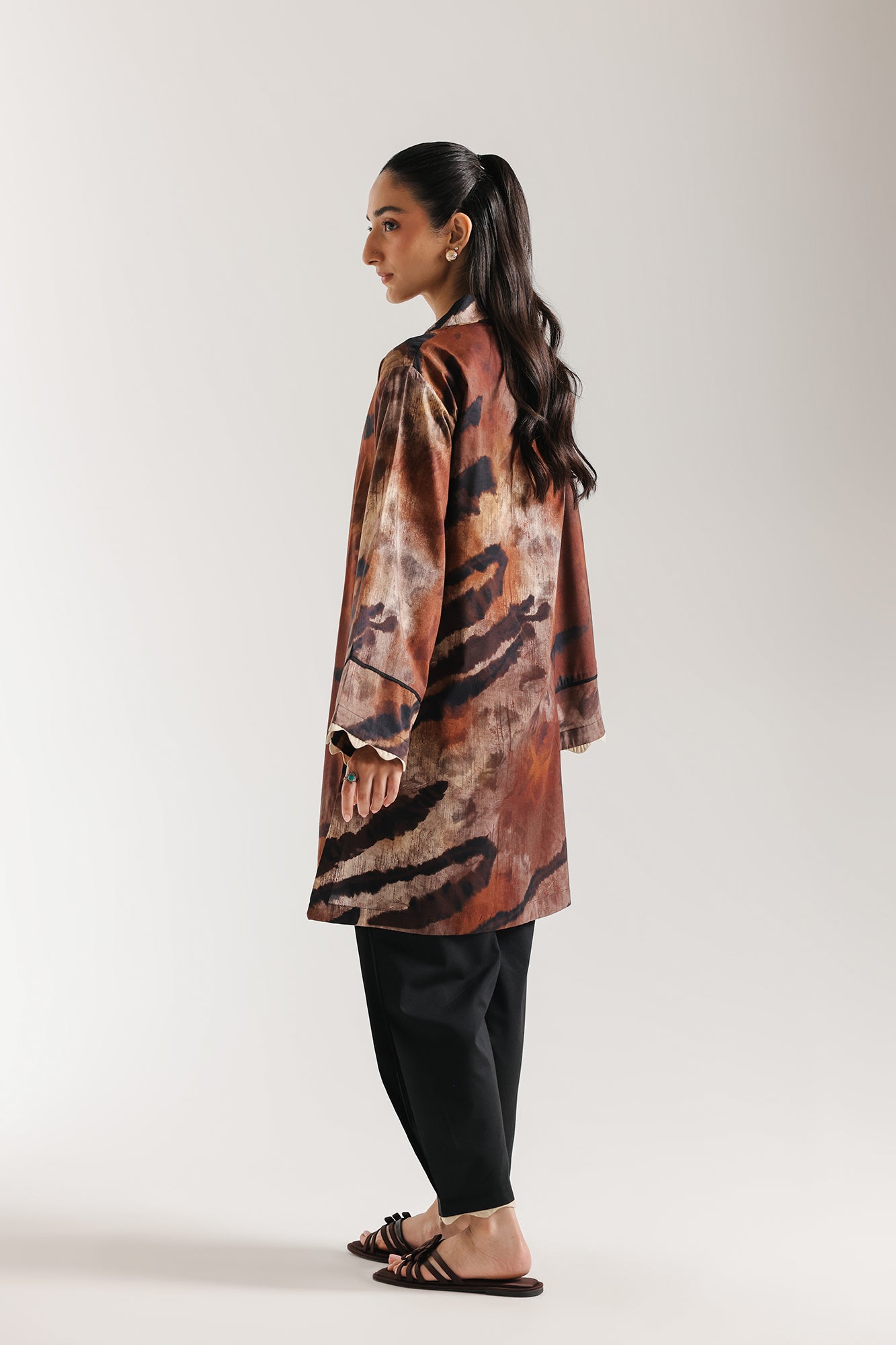 PRINTED SUIT (E8131/102/801)