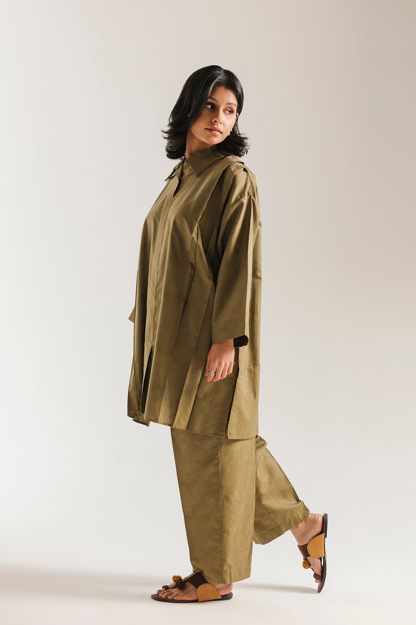 SOLID SUIT (E8182/102/121)