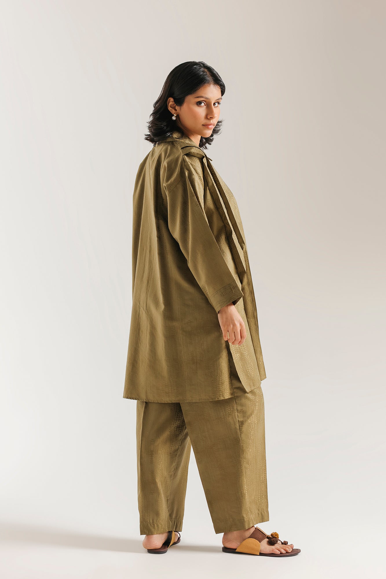 SOLID SUIT (E8182/102/121)