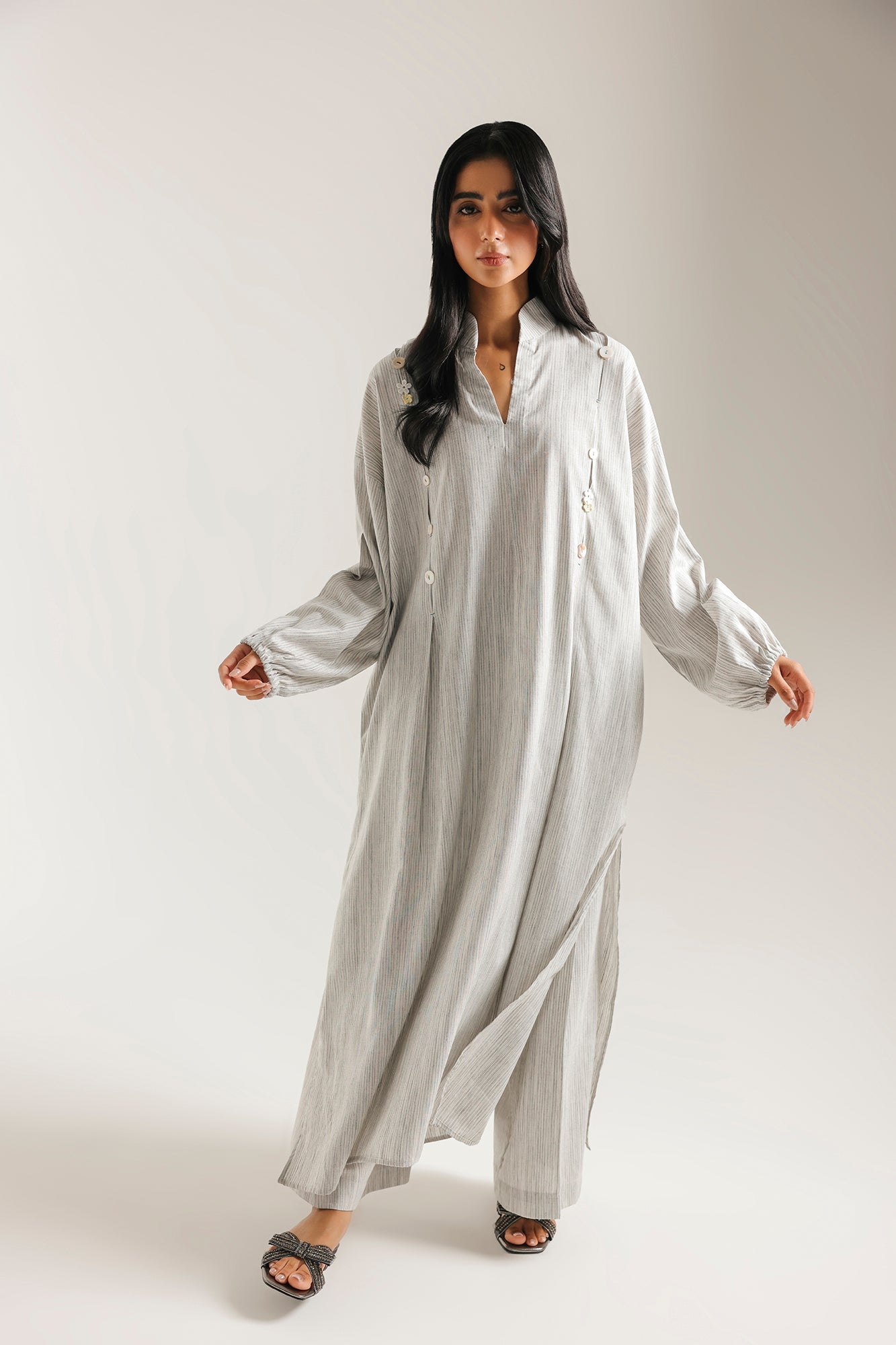 SUIT (E8317-102-006)