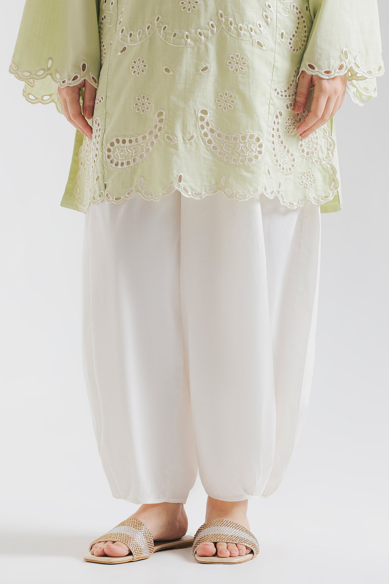TROUSER (E8323/102/001)