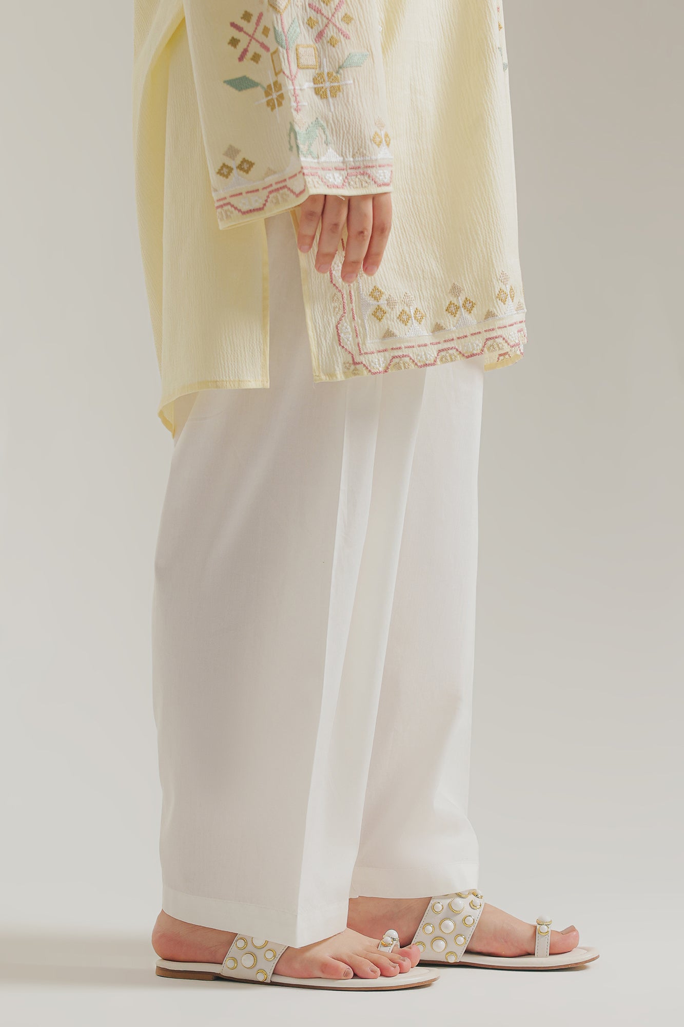 SHALWAR (E8331/102/001)