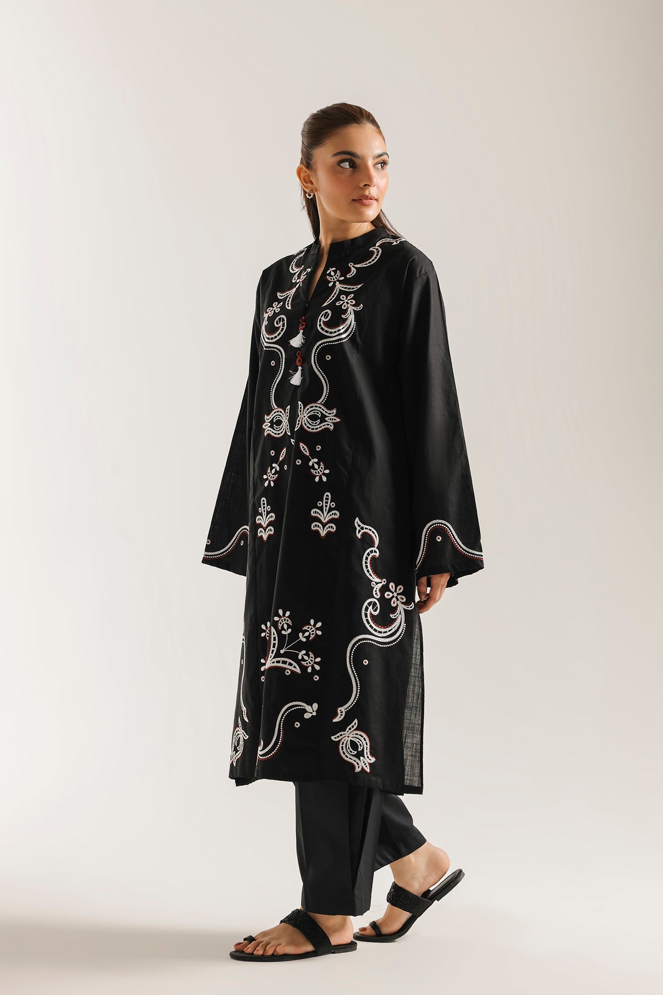 EMBROIDERED SHIRT (E9203/102/902)