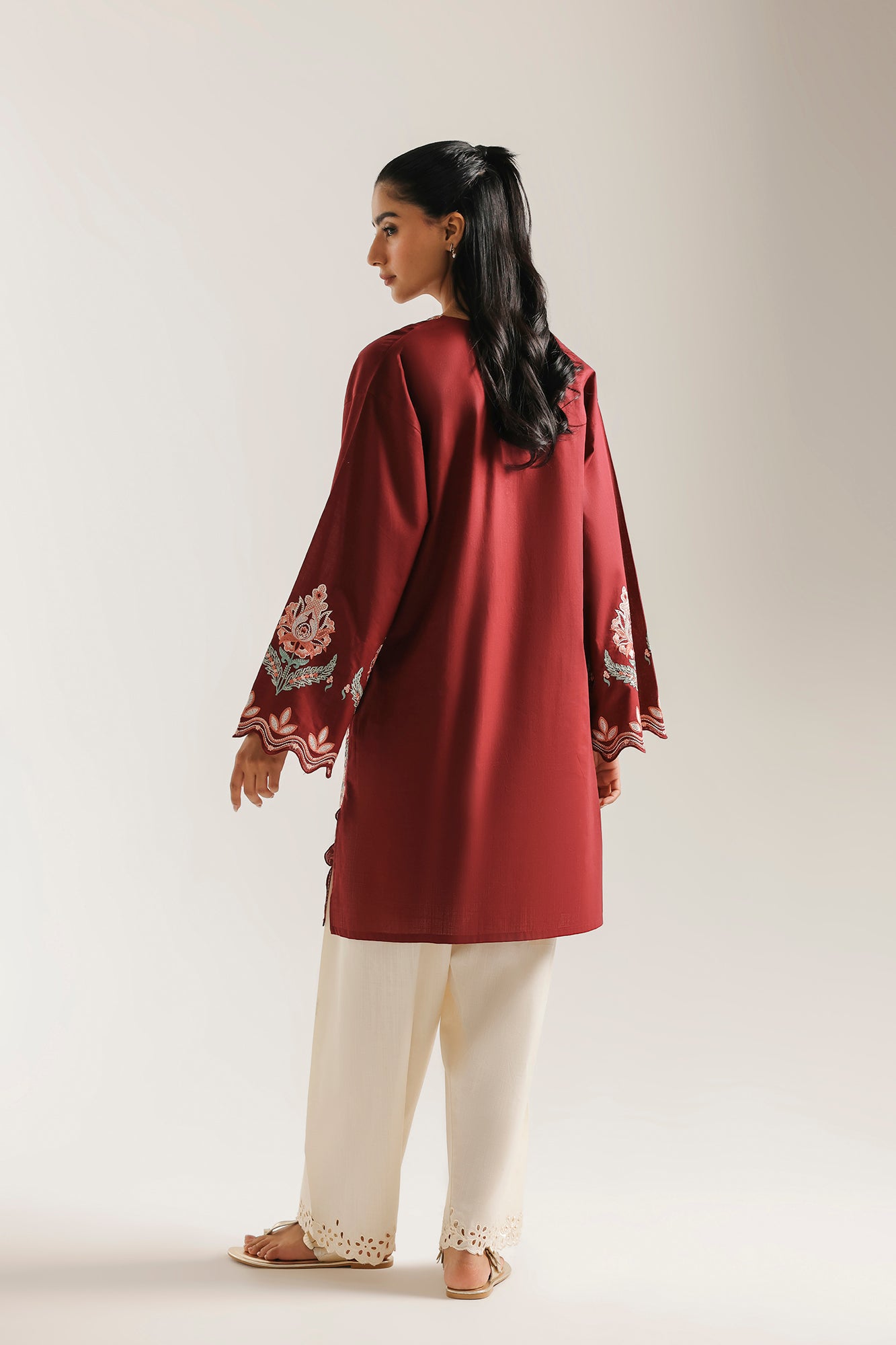 EMBROIDERED SHIRT (E9207/102/417)