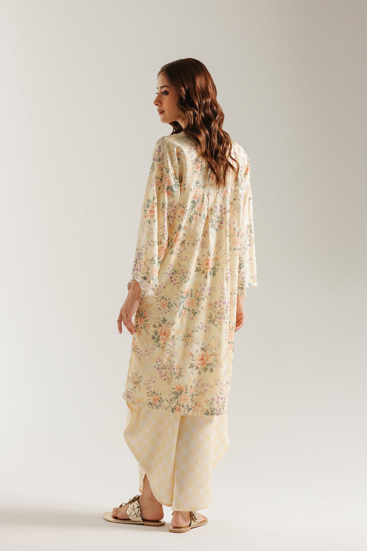 EMBROIDERED SUIT (E9226/102/115)